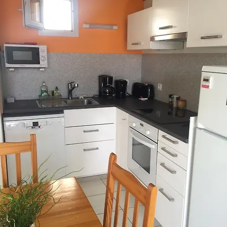 דירה T3 En Duplex Avec Jardin Et Piscine *